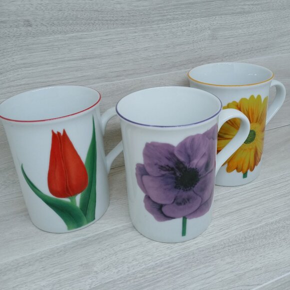 Vintage Bandwagon Inc. Ceramic Flower Coffee Cups Set of 3 - Picture 2 of 11